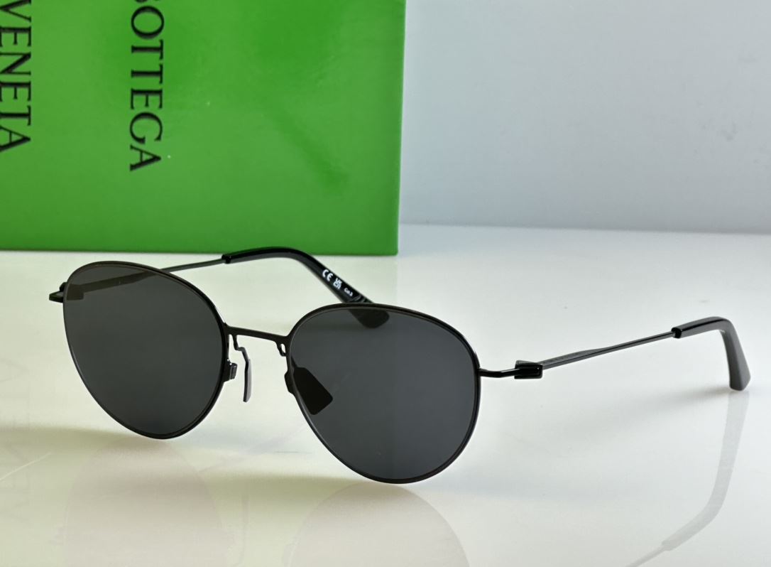 Bottega Veneta Sunglasses